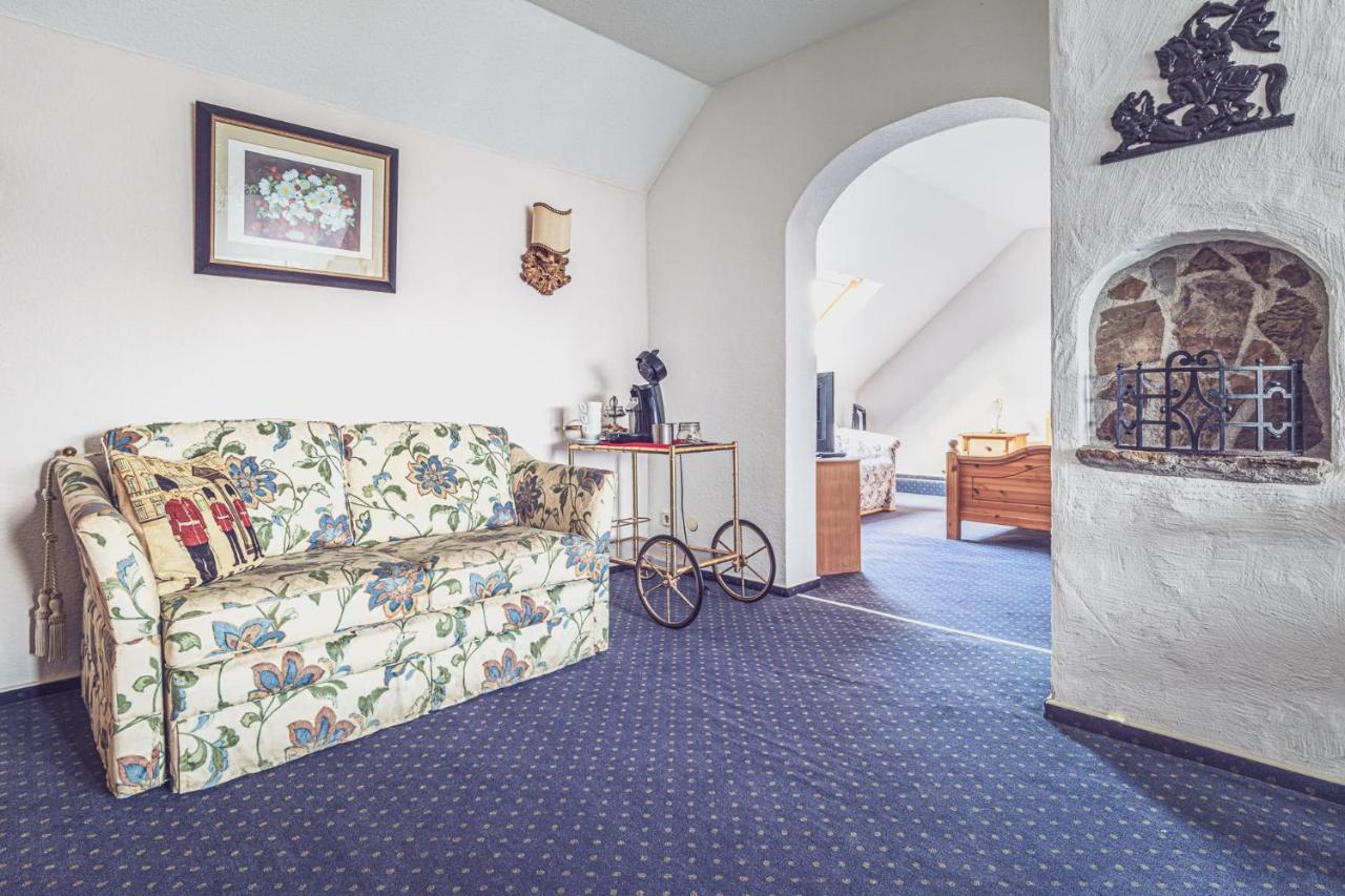 Schloss Destille Dormagen Bagian luar foto